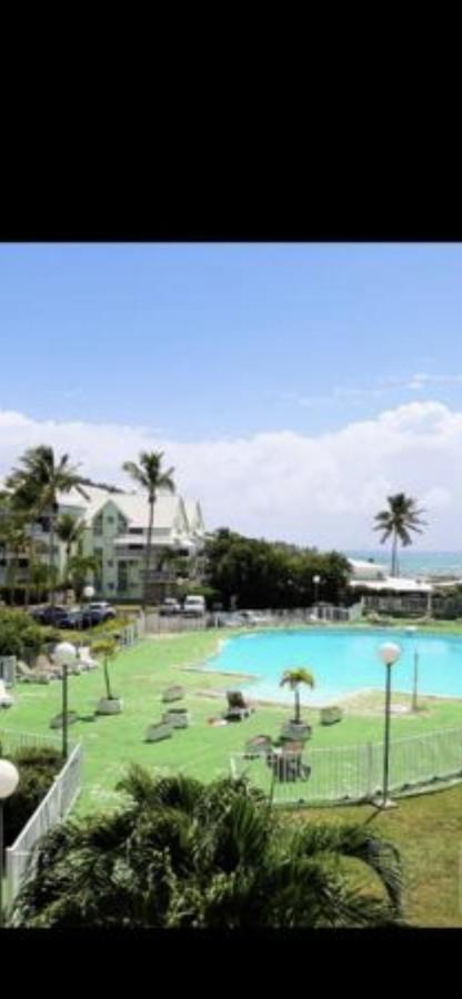 Reve Bleu Apartment เลอโกซิเยร์ ภายนอก รูปภาพ